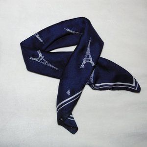 NWOT Eiffel Tower scarf